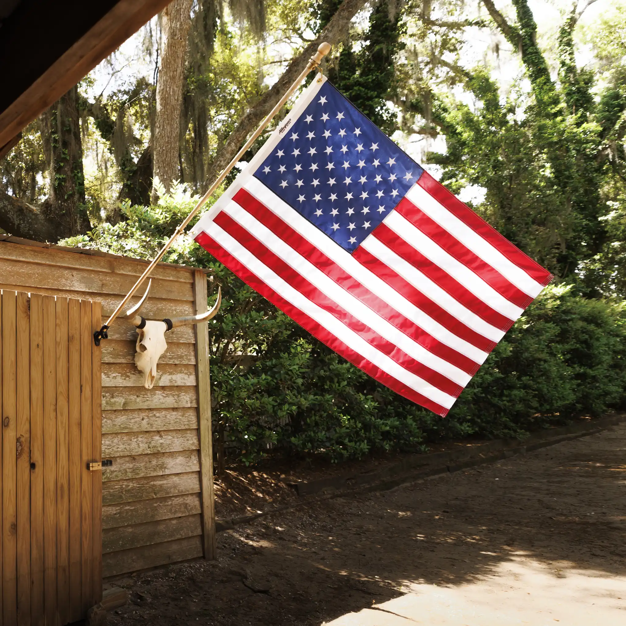 3' x 5' American Flag Set (Wholesale) - Image 9